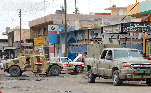 検問所のない地域は、治安が不安定になる。イラク軍は治安の空白地区を作りださないよう、モスル市内の貧困地区を中心に検問所設置を進めた。（2010年・モスル：撮影・玉本英子）