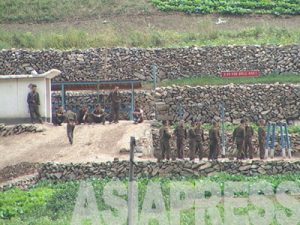 【北朝鮮内部】　戦時法の適用発表、緊張高まる北国内
