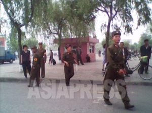 ＜北朝鮮＞軍人の脱走が急増 殺人事件も