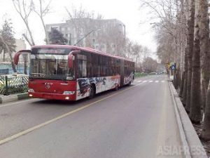 テヘランの風~経済大改革に挑むイラン 静観する市民 2 (大村一朗)