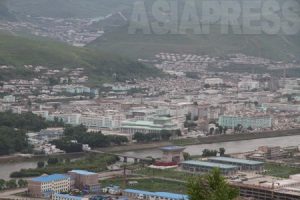 <北朝鮮>国境秩序維持に躍起の金正日政権(1) 特別部隊投入し密輸・脱北を懸命に阻止