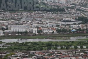 <北朝鮮>国境秩序維持に躍起の金正日政権(3) すぐに賄賂に染まる軍人たち