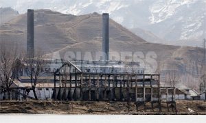 <北朝鮮>朝中国境写真報告 廃墟になった化学工場