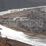 〈リムジンガン〉「中国の携帯電話を遮断せよ！」