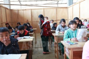 <ミャンマー>空爆に怯えるカチン難民の人びと