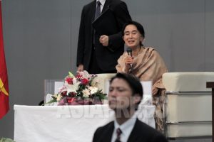 <スーチー氏来日>在日ミャンマー人1800人との対話集会 質疑応答全文 【(7)最終回】