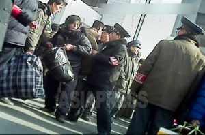 芸能人銃殺事件の核心は「政治ビデオ」か(2) 摘発名目が「淫乱ビデオ」から韓国映像物に変質 石丸次郎