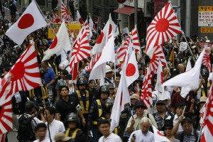 東京・新宿区、新大久保での保守系市民団体によるデモ（2012年撮影：yekava roboto）