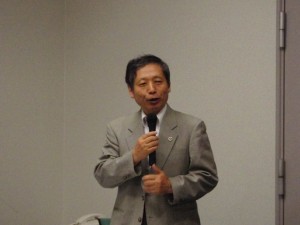 「金にものを言わせて言論を封殺する『スラップ訴訟』だ」とDHC吉田会長を痛烈に批判した澤藤弁護士。8月20日　撮影 アイ・アジア 鈴木祐太