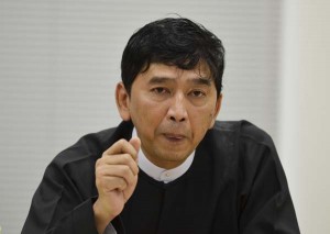 ミャンマーの民主活動家で初来日したミンコーナイン氏（11月29日大阪市内にて撮影・宇田有三）