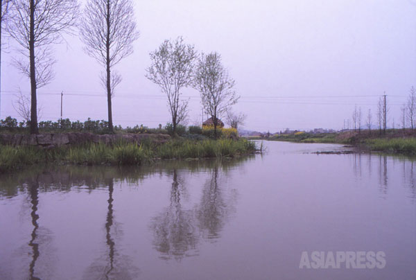 かつて日中戦争で戦場となった中国の農村地帯　撮影 吉田敏浩