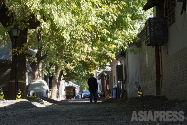 中国は超高齢化に直面している。2015年10月31日北京東城区にて、撮影 宮崎紀秀