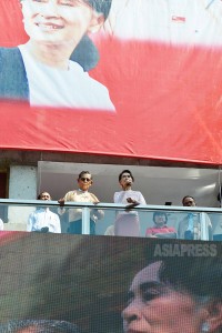 <変化するミャンマー>現地写真報告(3) 安堵の笑み見せるスーチーさん(写真5枚)宇田有三