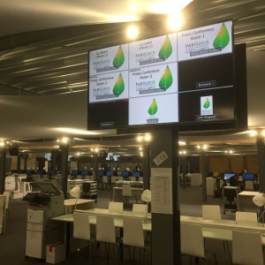 <温暖化会議>影も期待も薄い日本 安倍首相演説は40番目 「産業界の言いなり」批判も