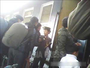 ＜北朝鮮写真報告＞交通機関の革命的変化を見る1 衰退する国営交通―鉄道の実態 ［写真13枚］