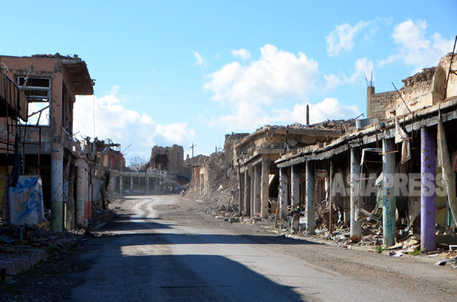 シンジャル市内の中心地にあるミナラ地区。町を象徴する歴史的建造物や、ヤズディ教の聖塔もＩＳにより爆破された。（3月上旬撮影：玉本英子）