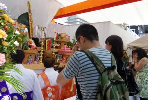 大阪・京橋駅空襲慰霊祭　終戦前日の空襲で死者200人以上…無念募る（矢野宏／新聞うずみ火）