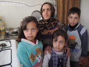 <イラク>「イスラム国」 IS支配下の2年半とは~モスル大学教員に聞く(4) 学校での洗脳恐れ、通学やめさせた家庭も(写真9枚)