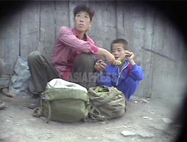 復刻連載 北のサラムたち1 第16回 ああ哀しき者よ 汝の名は 北朝鮮の女 6 性にまつわる悲しい話 アジアプレス ネットワーク 復刻連載 北のサラムたち1 第16回 ああ哀しき者よ 汝の名は 北朝鮮の女 6 性にまつわる悲しい話 アジアプレス ネットワーク