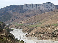 ネパール～女性ゲリラ探しの旅【小倉清子】