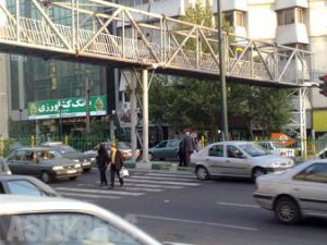 イラン~つぶやき日記 <br>歩道橋が出来た!【大村一朗】