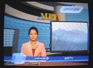 ミャンマー(ビルマ)~チュニジア政変やアラブ民主化の動きを伝えない国営メディア