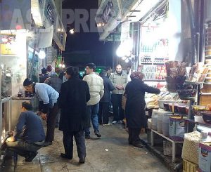 <イラン> 強まるイラン包囲網、行き場のない市民の怒り