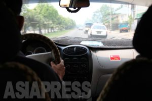 ＜ミャンマー＞街にあふれる国民民主連盟（NLD）のマーク