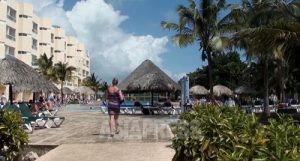 キューバ写真スケッチ 8 日本の民主主義が羨ましい?