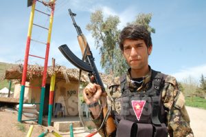 <シリア現地報告>1 北東部の支配固めるクルド勢力