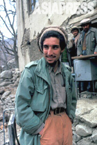 頬を染めた男 （アフガニスタン） 野中章弘