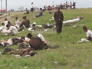 【写真特集】カメラがとらえた北朝鮮軍の実態 (2)