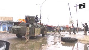 <写真12枚>「イスラム国」に引き裂かれたヤズディ教徒(4)破壊され尽くしたシンジャル