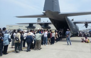 極東最大級 米軍岩国基地に入ってみた(1)基地受け入れを考える(新聞うずみ火)
