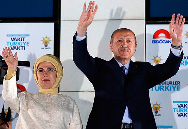 トルコ＞ルポ・イスラム女性のスカーフ着用問題(1) 世俗主義と