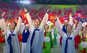 ＜北朝鮮内部＞マスゲーム中断理由は財政難か　動員学生の食事供給できず脱落続出