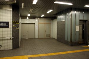 名古屋地下鉄の高濃度アスベスト飛散事件　市と業者が責任巡り争い