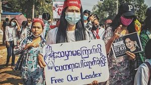 <ネット恐れる強権国家>ミャンマー軍部は遮断を強化 北朝鮮は利用率0.1%未満 最悪の統制国