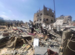 <イスラエルが空爆>「攻撃絶えず 食料も水もない」パレスチナ・ガザ住民の訴えを聞く (写真6枚)