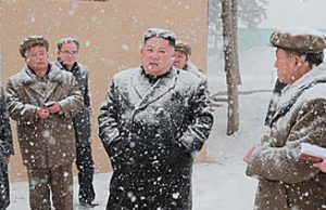 <北朝鮮内部>マイナス30度! 暖房費足らず隣人と同居、食費削ってガリガリ…庶民の究極の越冬法とは 当局は労働者に異例の石炭配給