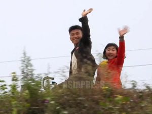 <北朝鮮超望遠レンズ撮影>朔州(1) 廃墟のようなボロボロの工場が一新 偽装かリニューアルか? 兵士たちはブロック背負い重い足取り(写真9枚)