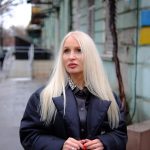 ＜ウクライナ・アートの現場 1＞「戦争の中でも希望つなぐ世界はある」イリーナ・スシェルニツカ（画家）