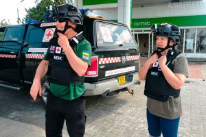 ＜ウクライナ＞「この命を誰かのために役立てたい」ある英国人夫婦のボランティアのかたち（写真16枚）　