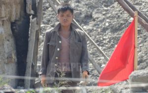 ＜北朝鮮内部＞「韓国の家族との接触は裏切りだ」　広がる公開批判と思想闘争、密告で追放も