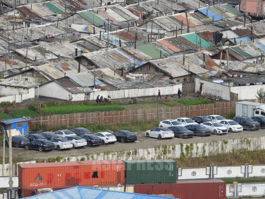 ＜北朝鮮内部＞中国が制裁違反の車両を公然輸出　鴨緑江上流では密輸禁じ正規輸出許可