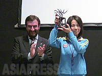 080308_APN_award_002.jpg