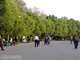 090617_iran_apn_001.jpg