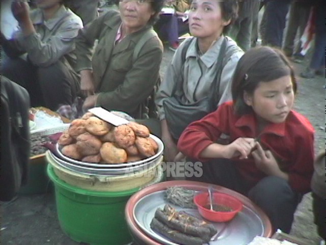 【写真特集】大飢饉時代の少女たち(2)