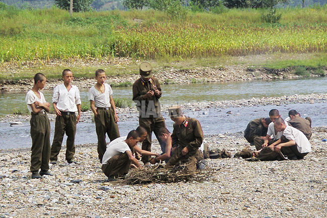 【写真特集】飢える北朝鮮の兵士たち (2)