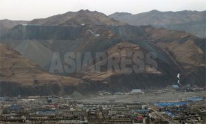<사진보고> 북·중 국경을 가다(4) 활발한 광물교역의 현장, 무산광산을 바라보다